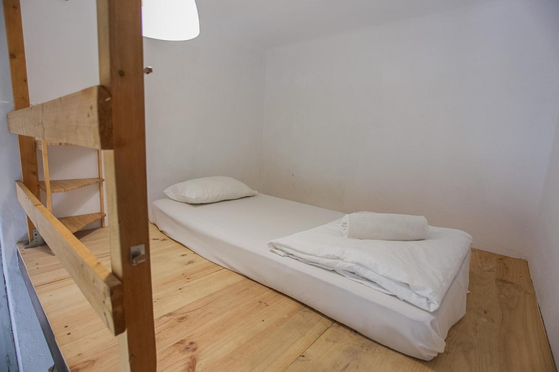 Bbtk Bed And Bike Hotel Málaga Eksteriør billede