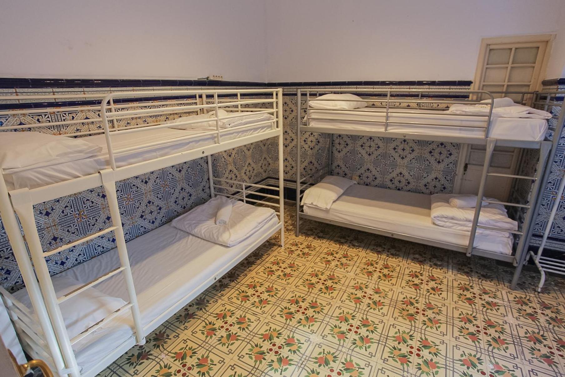 Bbtk Bed And Bike Hotel Málaga Eksteriør billede